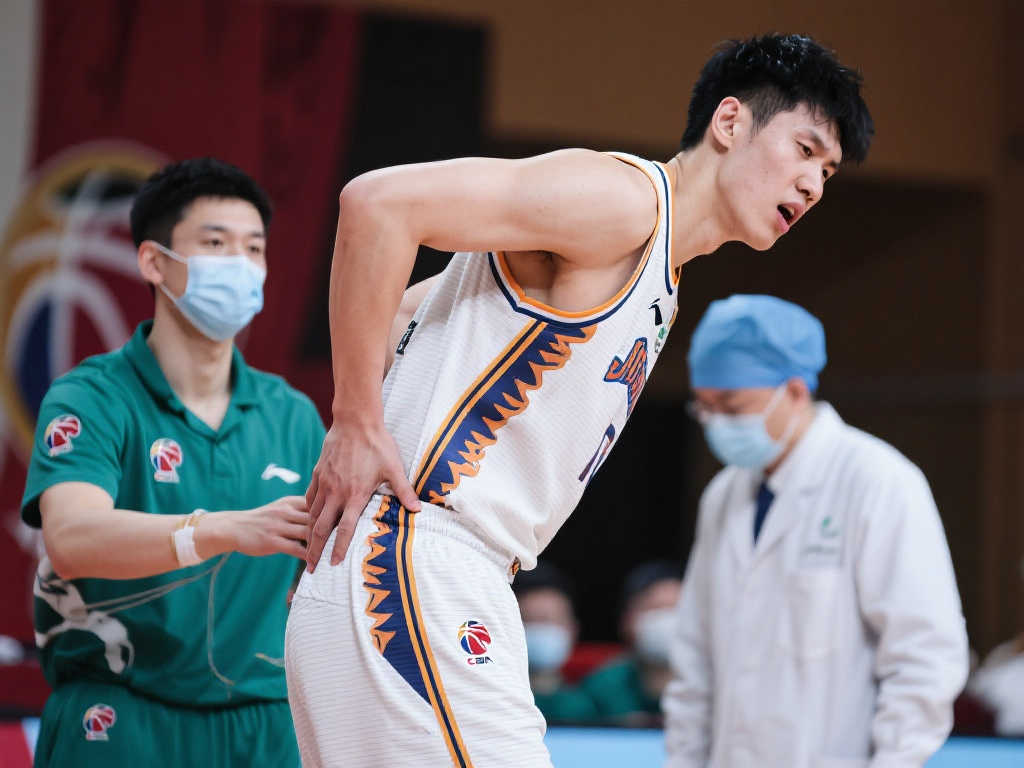 小比分落败